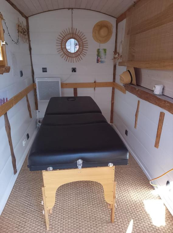 Chambre d'hôtes - Péniche Farniente_Bellegarde Chambre d'hôtes - Péniche Farniente_Bellegarde