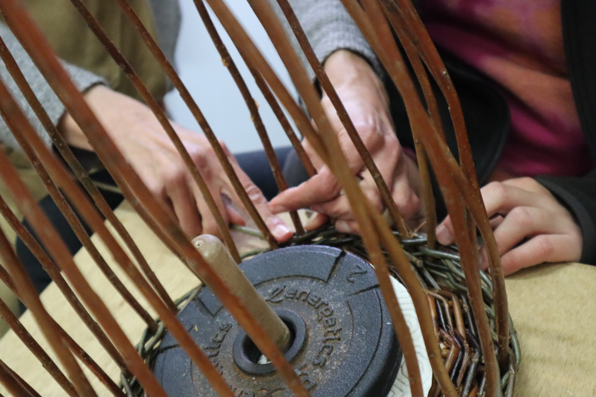 Atelier - Réalisation d'une mangeoire à oiseaux avec Béryl BREUIL_Vallabrègues - © Béryl BREUIL Atelier - Réalisation d'une mangeoire à oiseaux avec Béryl BREUIL_Vallabrègues