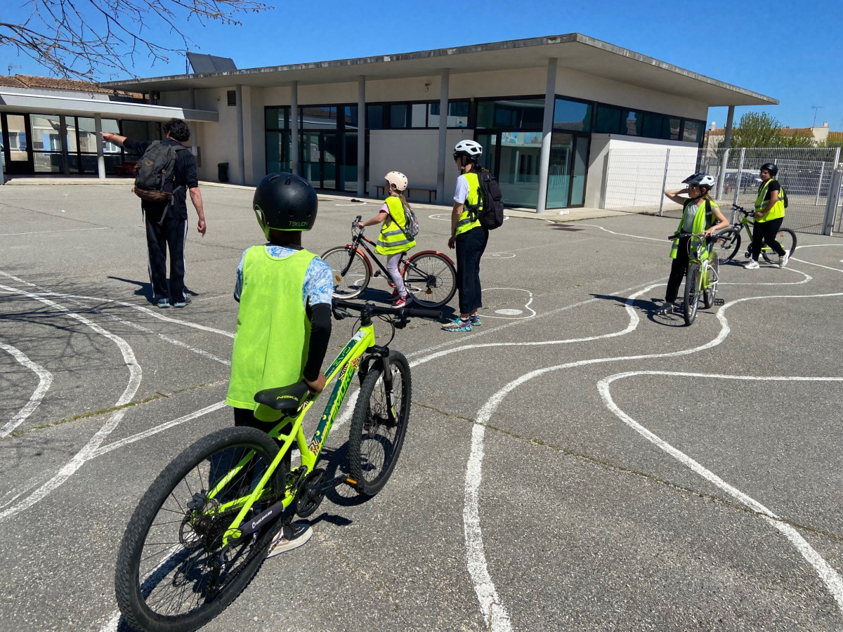 May by Bike – Balance Bike Activity at Beaucaire_Beaucaire