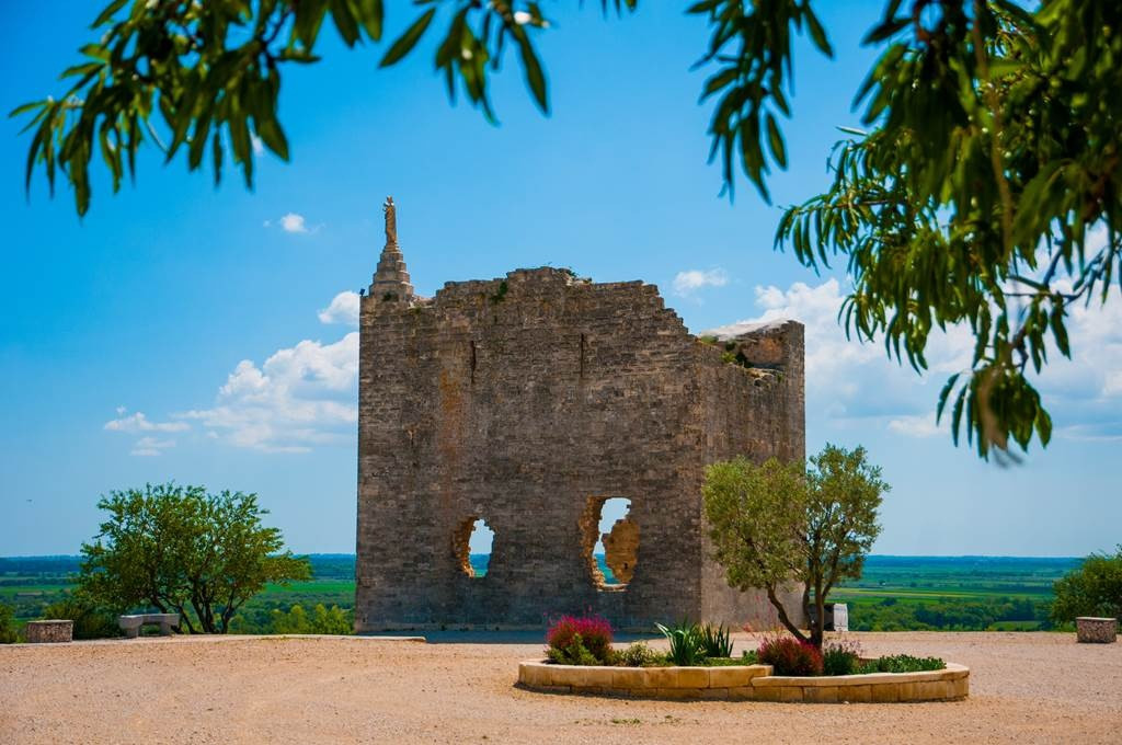 Visite guidée Bellegarde en Costières